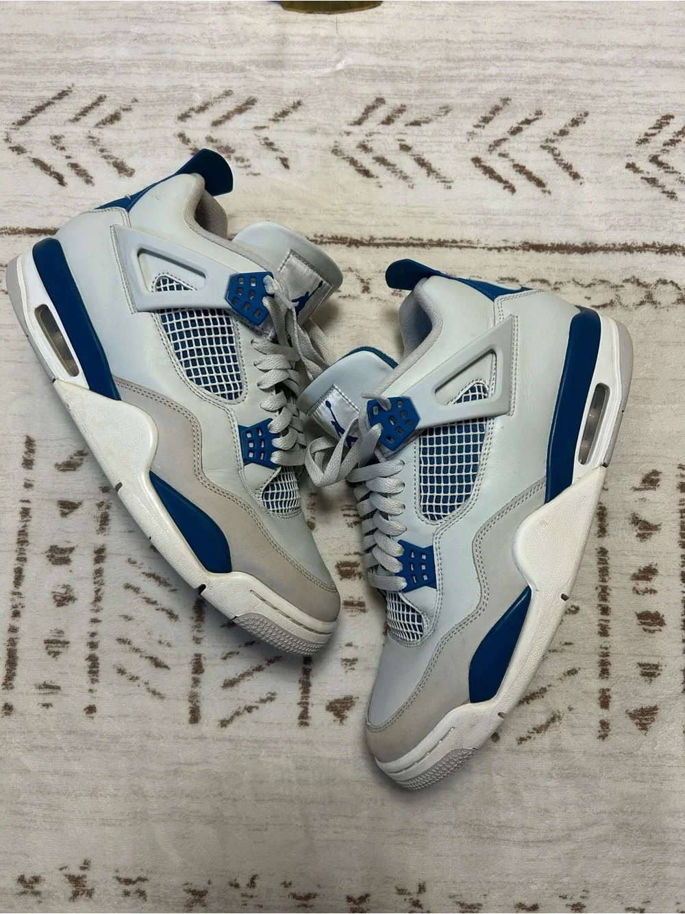 Nike iconic air